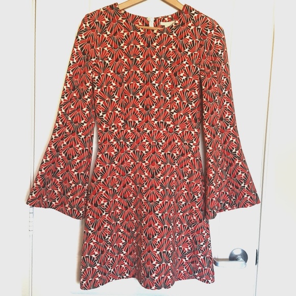 H&M Dresses & Skirts - NWT H&M Red Print Dress